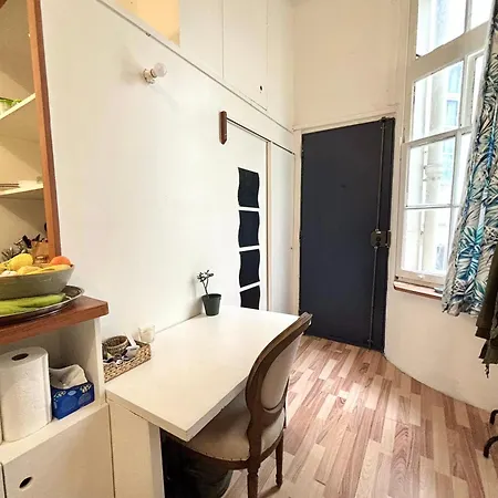 By The Seine River * Parigi